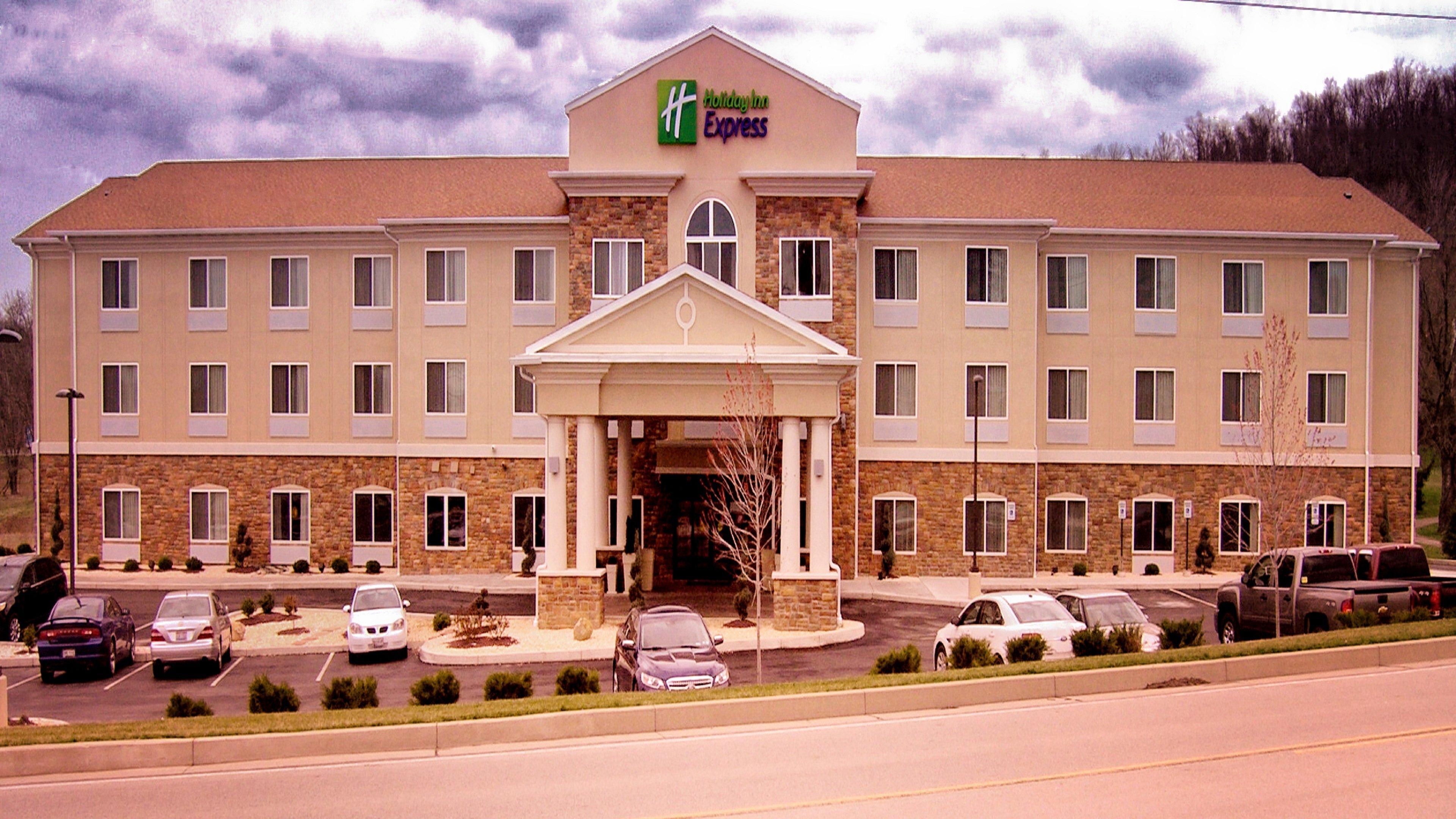 Holiday Inn Express & Suites Belle Vernon Esterno foto