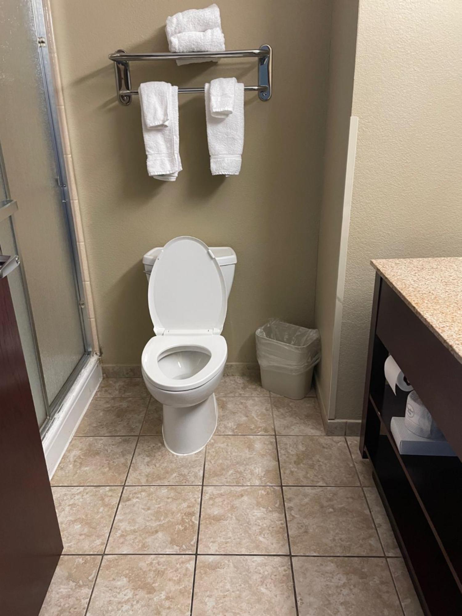 Holiday Inn Express & Suites Belle Vernon Esterno foto