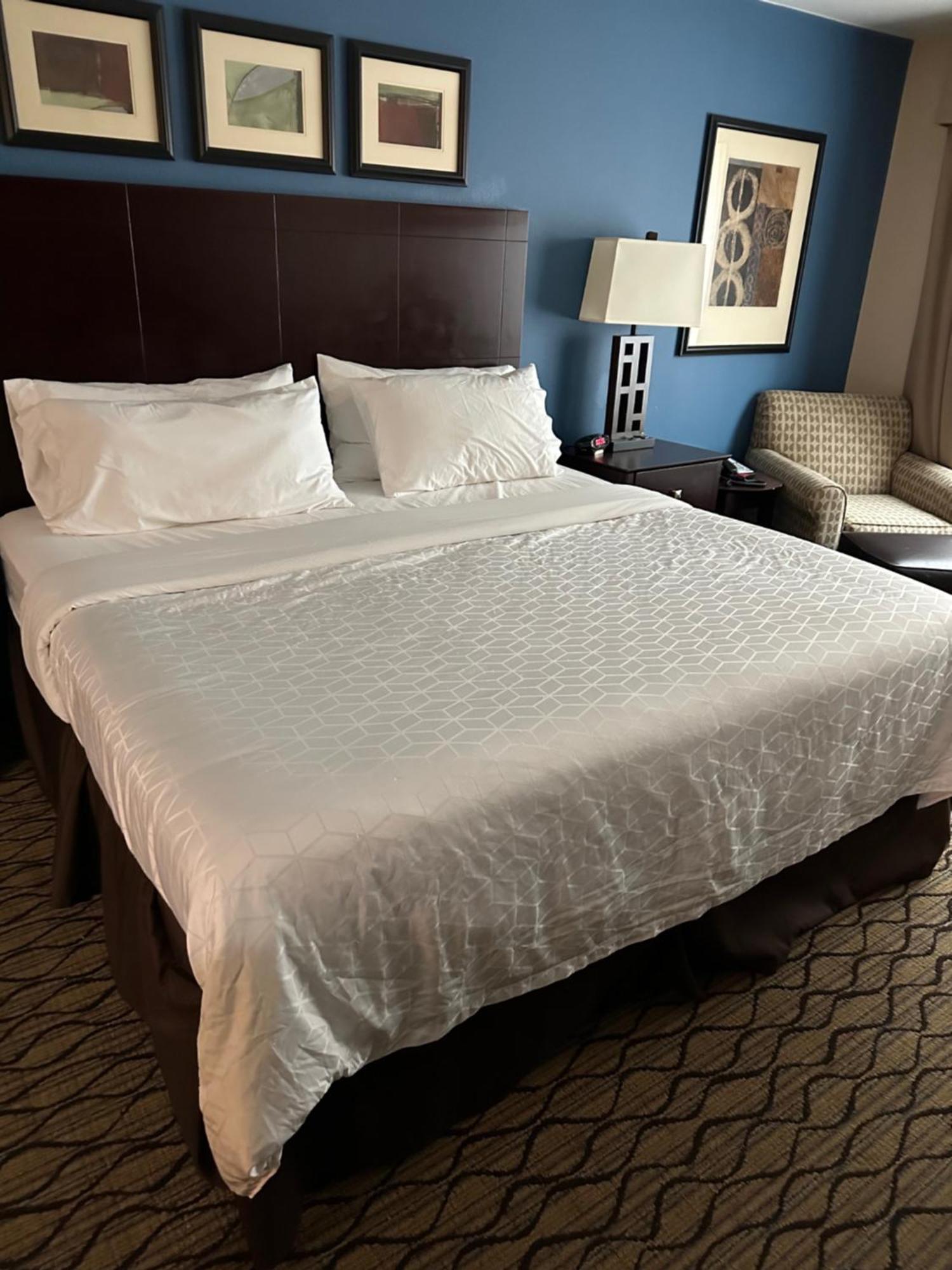 Holiday Inn Express & Suites Belle Vernon Esterno foto
