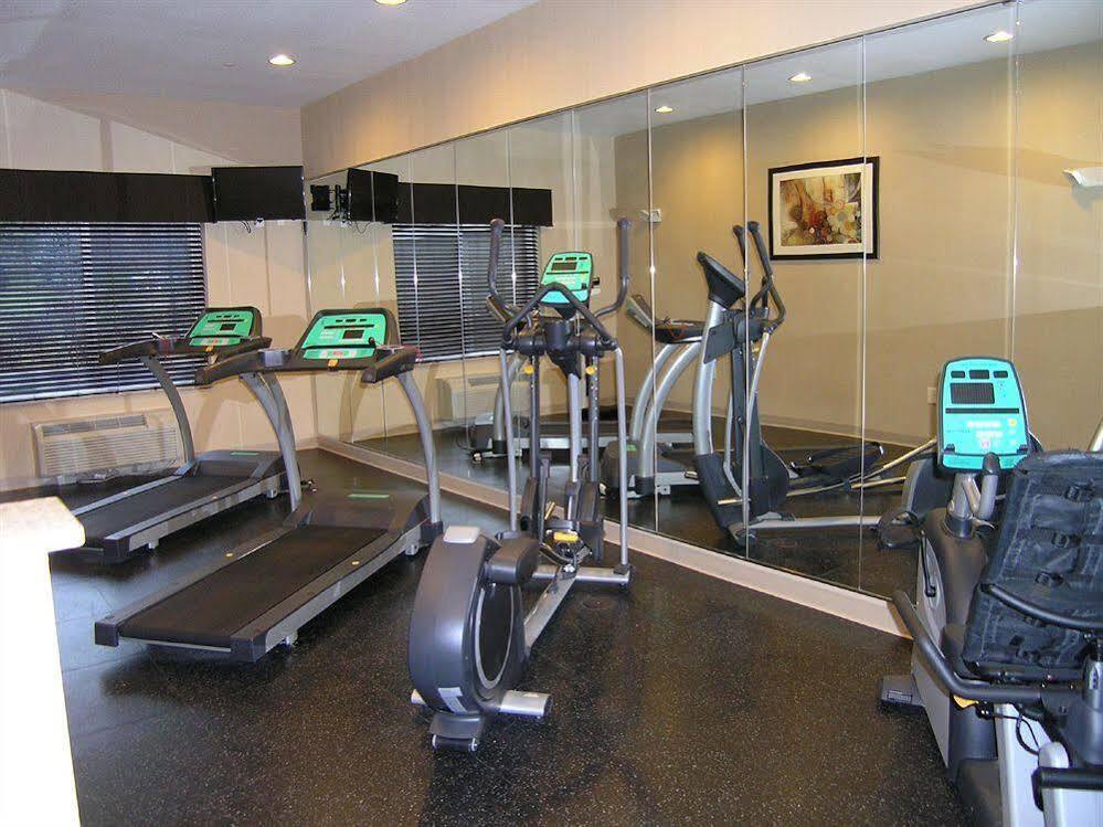 Holiday Inn Express & Suites Belle Vernon Esterno foto